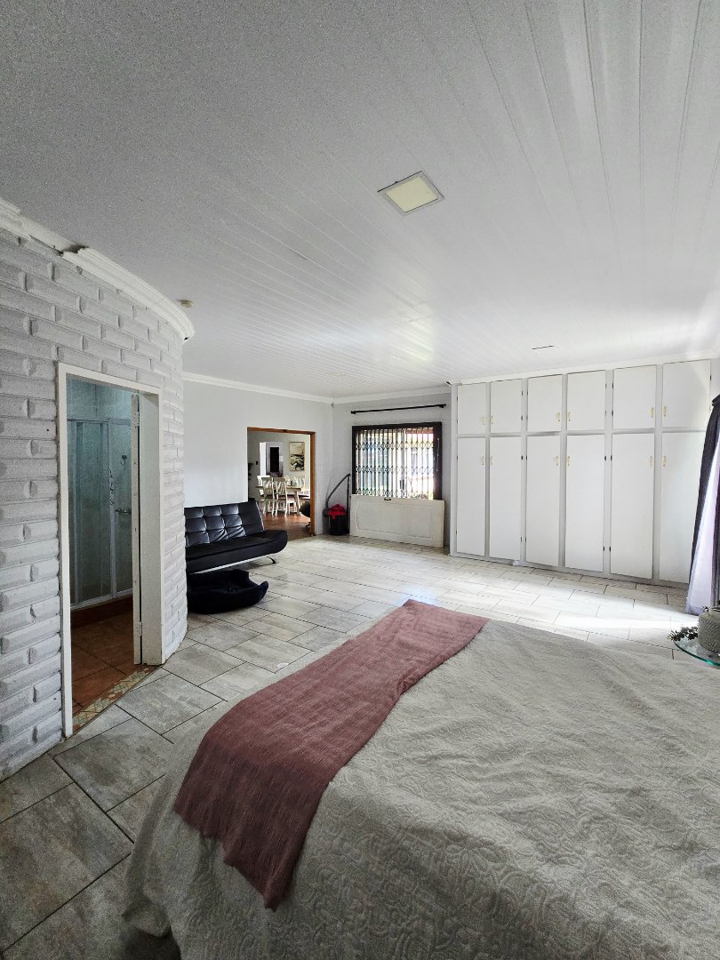 5 Bedroom Property for Sale in Flamwood North West